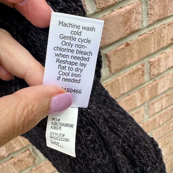 Women's Gray Open-Front Sweater - Picture 7 of 8